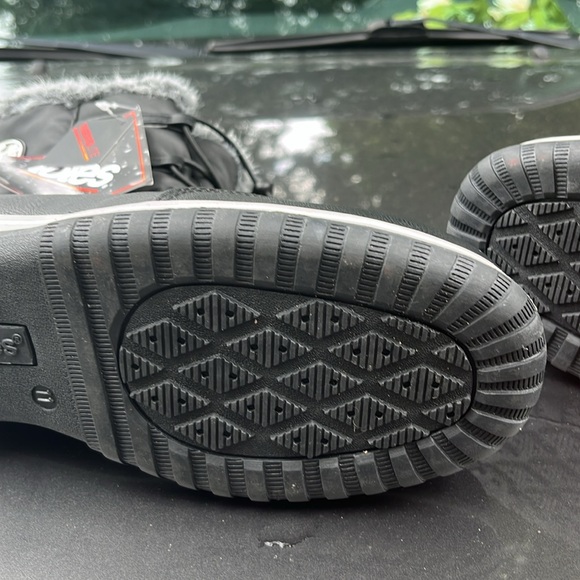 Totes snow, rain boots, NWT, size 11 - Picture 5 of 6